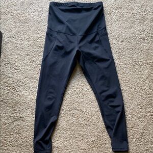 Old Navy Active Elevate Legging (maternity)